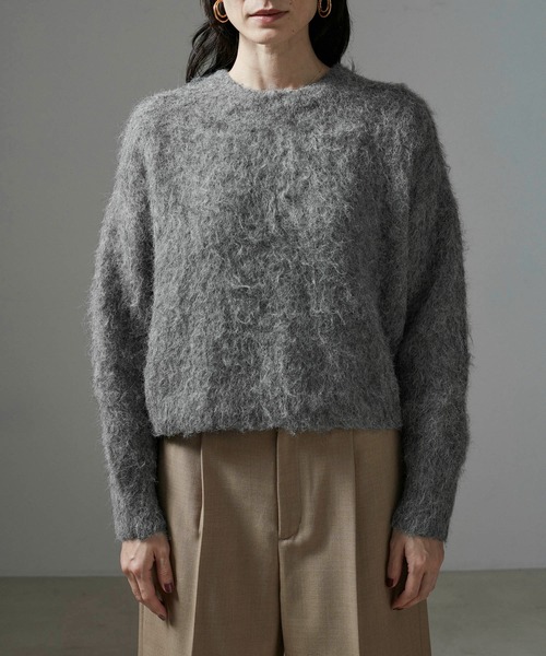 SALON adam et rope'（サロン アダム エ ロペ）の「【WEB限定】へアリーシャギークロップドニット（ニット/セーター・レディース・サックスブルー/ピンク/オフホワイト/チャコールグレー・FREE）」の20枚目の写真