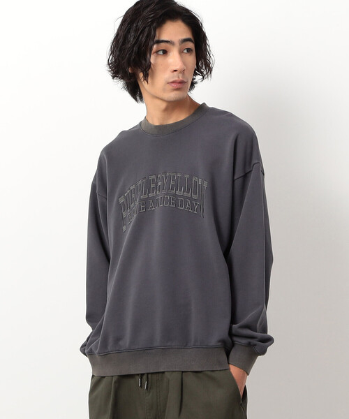 Purple&Yellow(パープルアンドイエロー)の「フロスト加工ロゴ刺繍クルーネックプルオーバー(Tシャツ/カットソー・メンズ・ボルドー/チャコール/オリーブ・SMALL/MEDIUM/LARGE)」の2枚目の写真