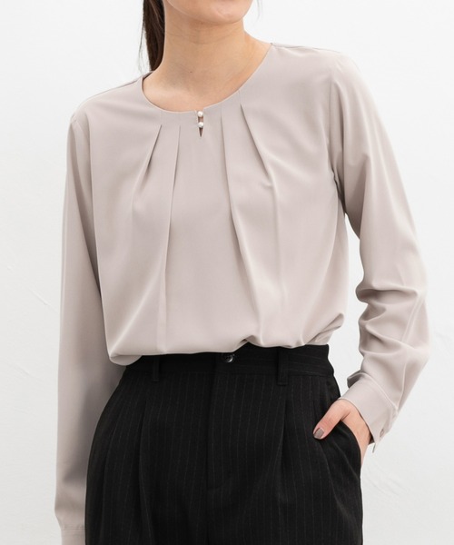 Honeys（ハニーズ）の「パール付ブラウス（シャツ/ブラウス・レディース・アイボリー/ピンクベージュ/ネイビー/ミント・S/M/L/LL/3L）」の4枚目の写真