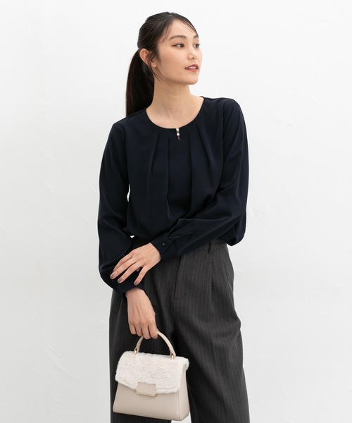 Honeys（ハニーズ）の「パール付ブラウス（シャツ/ブラウス・レディース・アイボリー/ピンクベージュ/ネイビー/ミント・S/M/L/LL/3L）」の9枚目の写真