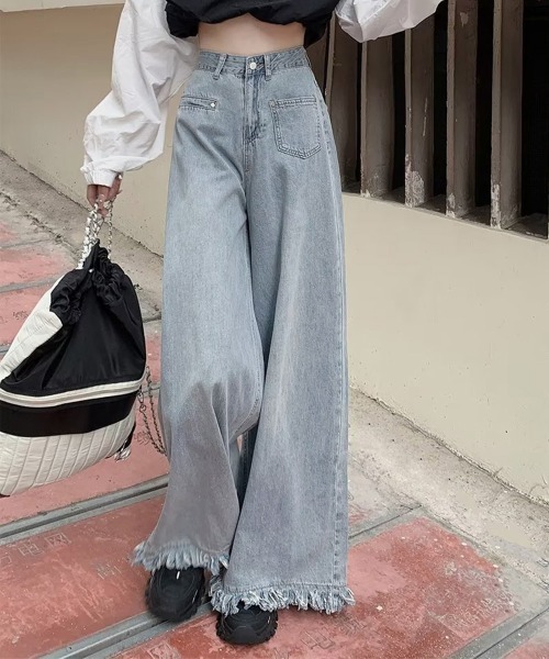 Miniministore(ミニミニストア)の「ワイドデニムパンツ 裾フリンジ ジーパン(デニムパンツ・レディース・インディゴブルー/サックスブルー・S/XL/M/L)」の2枚目の写真