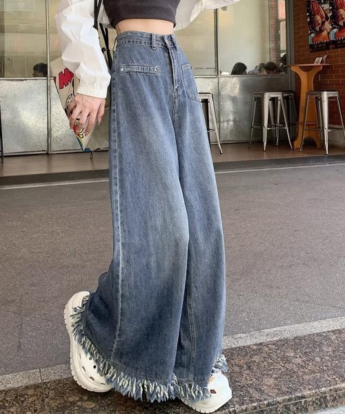 Miniministore(ミニミニストア)の「ワイドデニムパンツ 裾フリンジ ジーパン(デニムパンツ・レディース・インディゴブルー/サックスブルー・S/XL/M/L)」の9枚目の写真