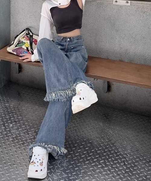 Miniministore(ミニミニストア)の「ワイドデニムパンツ 裾フリンジ ジーパン(デニムパンツ・レディース・インディゴブルー/サックスブルー・S/XL/M/L)」の11枚目の写真