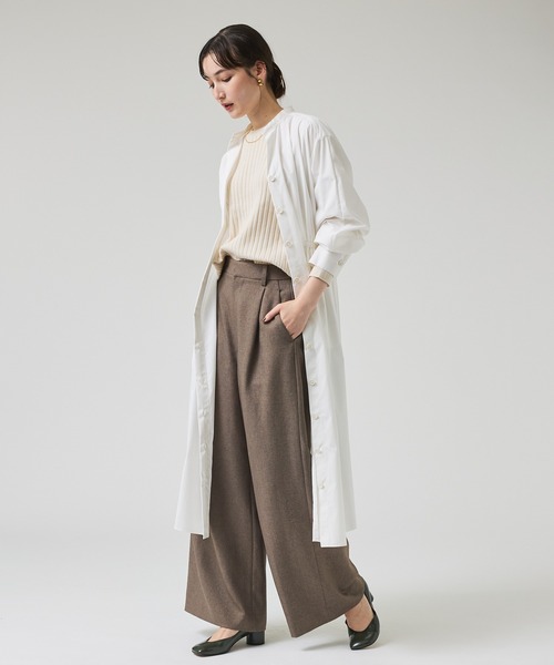 qualite（カリテ）の「ウエストギャザーシャツワンピース/オフィスカジュアル/秋服/冬服/羽織り（ワンピース・レディース・オフホワイト/ネイビー・38/36）」の8枚目の写真