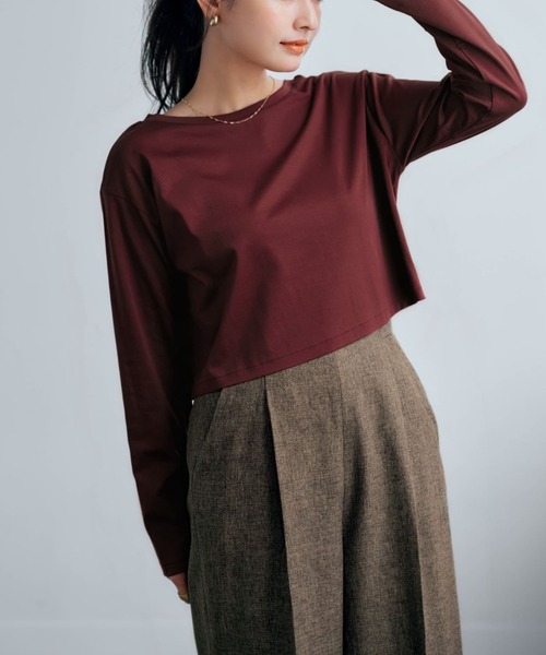 COHINA（コヒナ）の「クールタッチクロップドトップス【低身長・小柄女性】（Tシャツ/カットソー・レディース・グレー/ホワイト/レッド・ONE SIZE）」の3枚目の写真