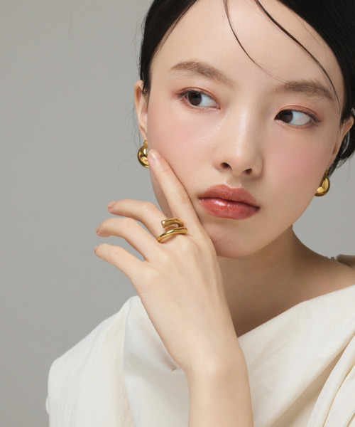 ciite' surgical stainless（シーテサージカルステンレス）の「【 金属アレルギー対応 】 ニュアンスリング サージカルステンレス（リング・レディース・シルバー/ゴールド・11号/13号）」の18枚目の写真