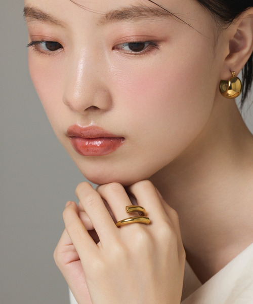 ciite' surgical stainless（シーテサージカルステンレス）の「【 金属アレルギー対応 】 ニュアンスリング サージカルステンレス（リング・レディース・シルバー/ゴールド・11号/13号）」の19枚目の写真