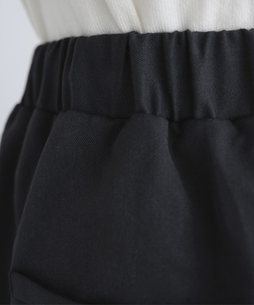 hellam（へラム）の「レイヤードラップスカートパンツ（スラックス・レディース・チャコール/ブラック・SMALL/MEDIUM）」の6枚目の写真