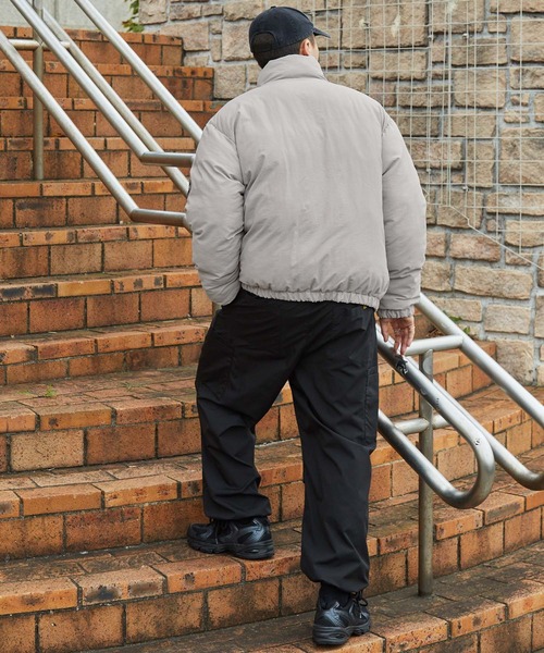 ddp(ディーディーピー)の「DDP/ディーディーピー 別注 2WAYリバーシブル ロゴ刺繍 オーバーサイズ中綿ジャケット(ダウンジャケット/コート・メンズ・ブラック/ダークブラウン/ライトグレー/ネイビー・L/M)」の5枚目の写真