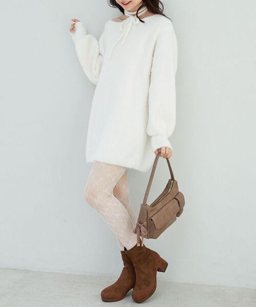 MAJESTIC LEGON（マジェスティックレゴン）の「チョーカーセットシャギーチュニック（ニット/セーター・レディース・チャコールグレー/モカ/ピンク/アイボリー・MEDIUM）」の14枚目の写真