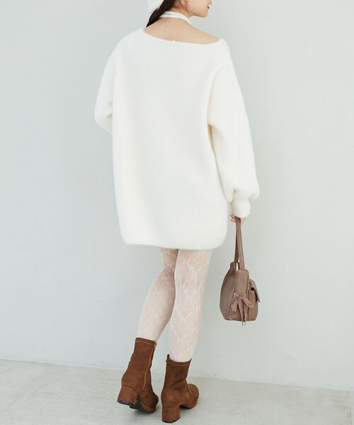 MAJESTIC LEGON（マジェスティックレゴン）の「チョーカーセットシャギーチュニック（ニット/セーター・レディース・チャコールグレー/モカ/ピンク/アイボリー・MEDIUM）」の15枚目の写真