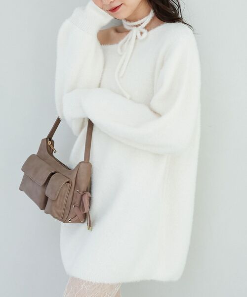 MAJESTIC LEGON（マジェスティックレゴン）の「チョーカーセットシャギーチュニック（ニット/セーター・レディース・チャコールグレー/モカ/ピンク/アイボリー・MEDIUM）」の17枚目の写真