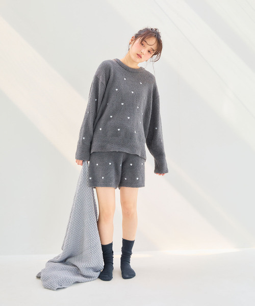 cross marche(クロスマルシェ)の「【LAFUKU/ラフク】もちふわマシュマロニットハートドット刺繍トップス/ルームウェア(上下別売り)(ルームウェア/パジャマ・レディース・キャメル/ピンク/インディゴブルー/ベージュ/チャコールグレー/モカ/グレー/オフホワイト/ブルーグレー/チャコール・L/M/LL/3L/S)」の14枚目の写真