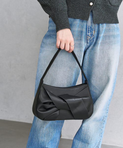 LE TALON（ルタロン）の「LE TALON torsion bag（ハンドバッグ・レディース・ホワイト/ライトグリーン/ブラック・FREE）」の9枚目の写真