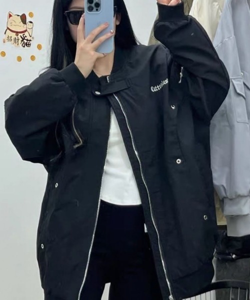 B.R.U（ブル）の「オーバーサイズアイレットMA-1/ミリタリージャケット（ブルゾン・レディース・ブラック/カーキ/ベージュ・FREE）」の8枚目の写真