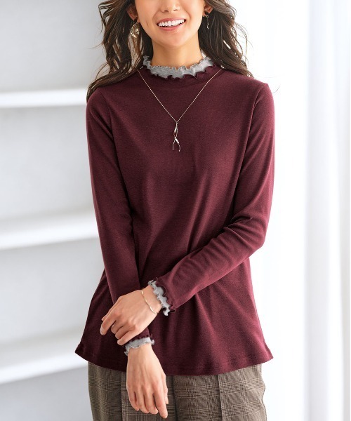 BELLUNA PLUS(ベルーナ)の「重ね着風フリル衿プルオーバー(Tシャツ/カットソー・レディース・ネイビー系/ライトグリーン系/グレー系/ライラック系/ホワイト系/ブラック/ピンクベージュ/ホワイト×ピンク/ブルー系その他/イエロー系/ワイン系/ブラック×グレー/セージグリーン・MEDIUM/X-LARGE/LARGE)」の13枚目の写真