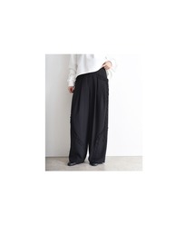 フリルデザイン 2タックパンツ