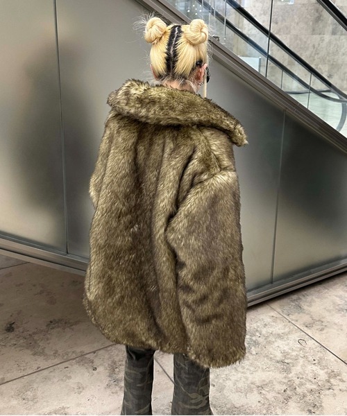 【試着のみ】ボリュームフェイクファーコート ボリュームフェイクファーコート（ダウンジャケット/コート