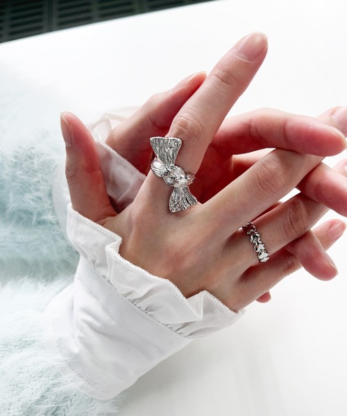 poiregnee（ポワニェ）の「［select］リボンノットリング（リング・レディース・シルバー・FREE）」の5枚目の写真