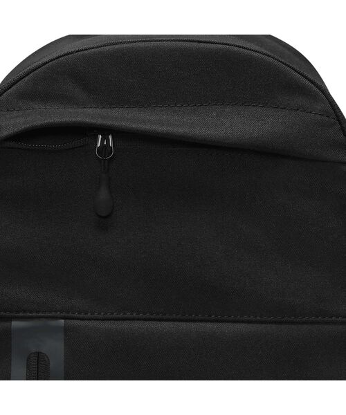 NIKE（ナイキ）の「ナイキ エレメンタル プレミアム バックパック (21L) / Nike Elemental Premium Backpack (21L) DN2555-010 Black（バックパック/リュック・メンズ・ブラック・ONE SIZE）」の9枚目の写真