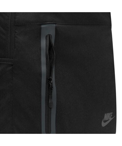 NIKE（ナイキ）の「ナイキ エレメンタル プレミアム バックパック (21L) / Nike Elemental Premium Backpack (21L) DN2555-010 Black（バックパック/リュック・メンズ・ブラック・ONE SIZE）」の8枚目の写真