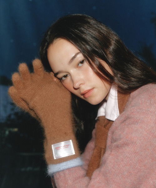 ROCKFISH WEATHERWEAR(ロックフィッシュウェザーウェア)の「FUZZY LONG GLOVES(手袋・レディース・レモンイエロー/グレー/ミント/ピンク/ホワイト/モカ/ブラック/ブルー・FREE)」の5枚目の写真