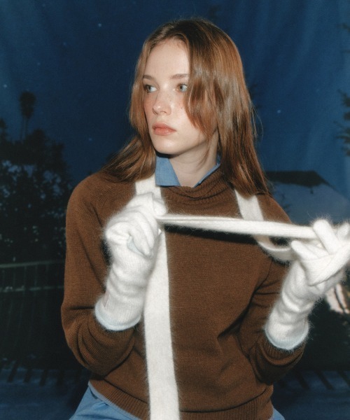 ROCKFISH WEATHERWEAR(ロックフィッシュウェザーウェア)の「FUZZY LONG GLOVES(手袋・レディース・レモンイエロー/グレー/ミント/ピンク/ホワイト/モカ/ブラック/ブルー・FREE)」の9枚目の写真