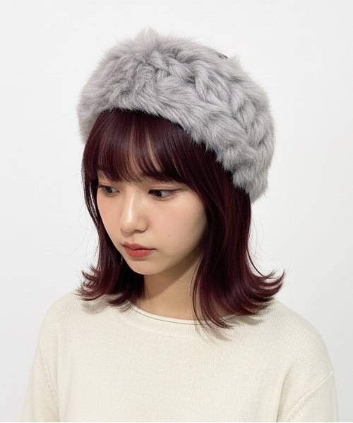 HIKA(ヒカ)の「【HIKA】ファーヘアバンド(ヘアバンド・レディース・マルチ/ブラック/グレー/ベージュ/ホワイト・FREE)」の11枚目の写真
