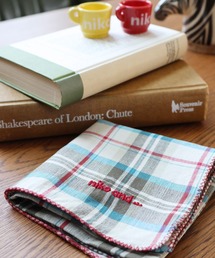 選べる3点セットニコアンティークオリジナル国内染色 niko and（ニコアンド）の「オリジナル先染めハンカチ（ハンカチ