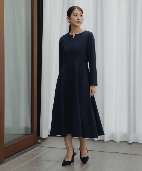 Petitjo（プッチージョ）の「小さいサイズ　【レディーススーツ】キーネックワンピース (セットアップ対応・上下別売り)　低身長さん・小柄女性（ワンピース・レディース・ブラック/グレイッシュベージュ/ネイビー・PL/PM/PS/PSS）」の3枚目の写真