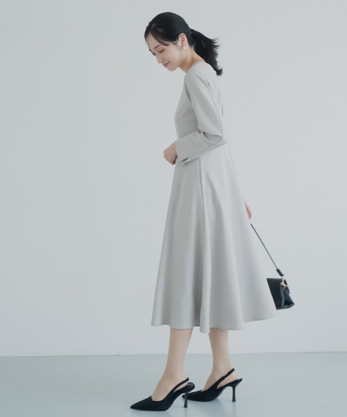 Petitjo（プッチージョ）の「小さいサイズ　【レディーススーツ】キーネックワンピース (セットアップ対応・上下別売り)　低身長さん・小柄女性（ワンピース・レディース・ブラック/グレイッシュベージュ/ネイビー・PL/PM/PS/PSS）」の6枚目の写真