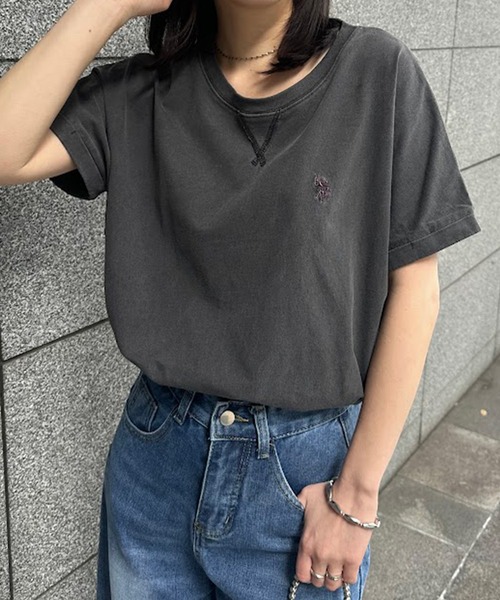 U.S. POLO ASSN.(ユーエスポロアッスン)の「【U.S.POLO ASSN.】綿100%ピグメントオーバーサイズTシャツ(Tシャツ/カットソー・レディース・チャコール/ベージュ/パープル・M/L/LL)」の5枚目の写真