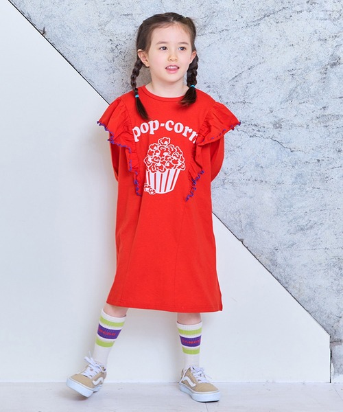 Life Support Products(ライフサポートプロダクツ)の「【COTTON from U.S.A】長袖ラッフルワンピース(ワンピース・キッズ・レッド/チャコール/イエロー・90/100/110/120/130/140/150)」の4枚目の写真