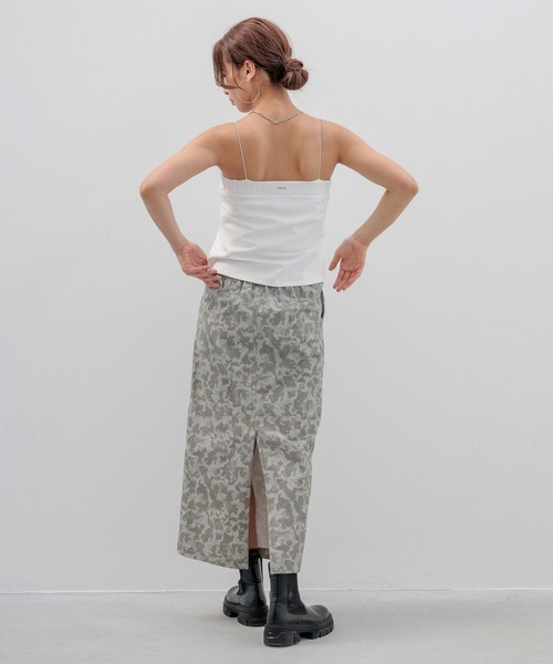 HEREIAM（ヘレイアム）の「【HEREIAM】前後で着用可！2WAYビスチェ（キャミソール・レディース・ブラック/オフホワイト・FREE）」の5枚目の写真