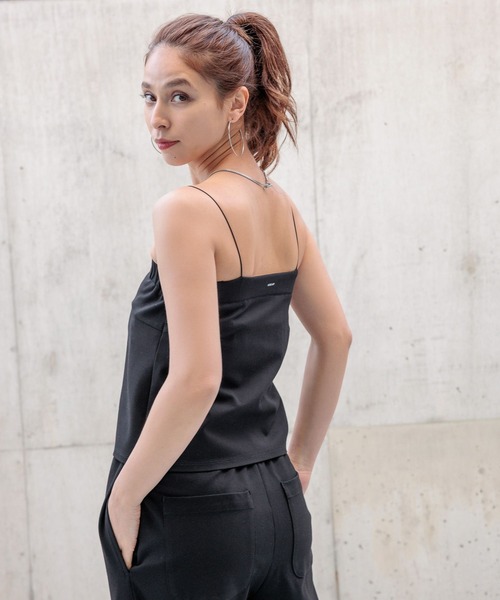 HEREIAM（ヘレイアム）の「【HEREIAM】前後で着用可！2WAYビスチェ（キャミソール・レディース・ブラック/オフホワイト・FREE）」の18枚目の写真