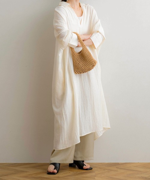NOAHL(ノアル)の「【NOAHL】サテンワイドパンツ(その他パンツ・レディース・ブラック/サンドベージュ・S/M/L)」の11枚目の写真