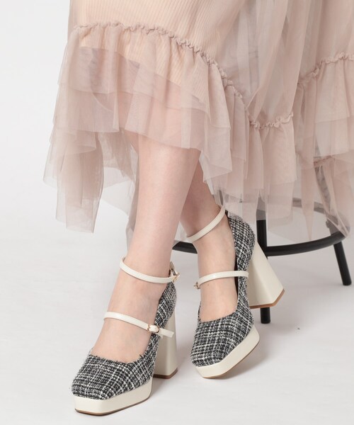 ESPERANZA(エスペランサ)の「スクエアトゥダブルストラップ厚底パンプス 結婚式二次会 パーティー 25SS(パンプス・レディース・ホワイト系3/ブラック系8/ブラック系2・24.0cm/23.5cm/23.0cm/22.0cm/22.5cm/24.5cm)」の15枚目の写真
