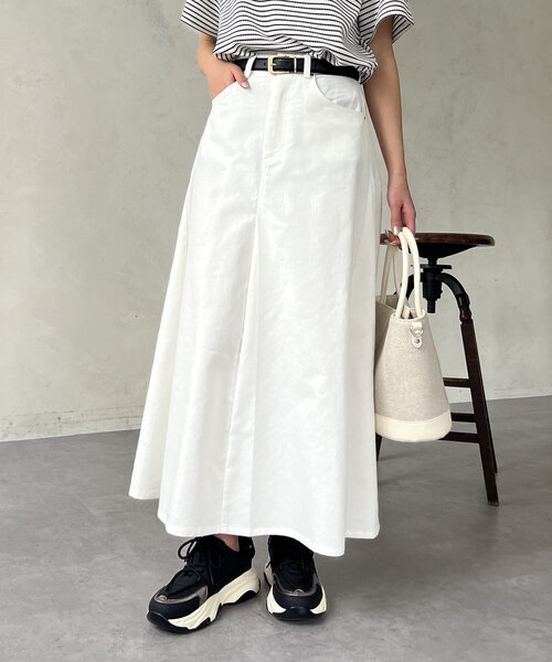 Chez toi（シェトワ）の「落ち感ツイルロングスカート（スカート・レディース・ベージュ/ホワイト/チャコールグレー・FREE）」の5枚目の写真