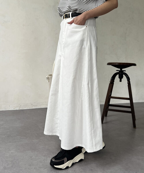 Chez toi（シェトワ）の「落ち感ツイルロングスカート（スカート・レディース・ベージュ/ホワイト/チャコールグレー・FREE）」の6枚目の写真