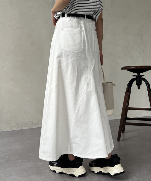 Chez toi（シェトワ）の「落ち感ツイルロングスカート（スカート・レディース・ベージュ/ホワイト/チャコールグレー・FREE）」の7枚目の写真