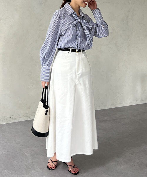 Chez toi（シェトワ）の「落ち感ツイルロングスカート（スカート・レディース・ベージュ/ホワイト/チャコールグレー・FREE）」の13枚目の写真