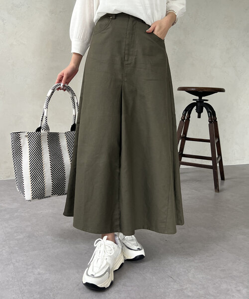 Chez toi（シェトワ）の「落ち感ツイルロングスカート（スカート・レディース・ベージュ/ホワイト/チャコールグレー・FREE）」の16枚目の写真