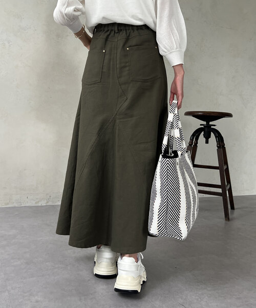 Chez toi（シェトワ）の「落ち感ツイルロングスカート（スカート・レディース・ベージュ/ホワイト/チャコールグレー・FREE）」の20枚目の写真