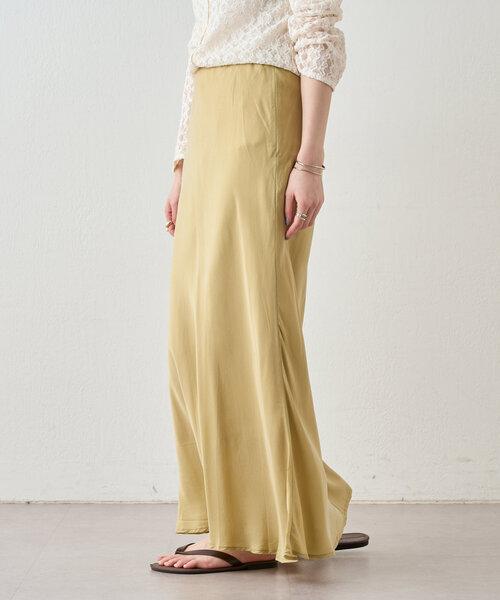 SHENERY（シーナリー）の「《美シルエット》キュプラフィブリルマーメイドスカート（スカート・レディース・チャコールグレー/オフホワイト/イエロー・38/36）」の3枚目の写真