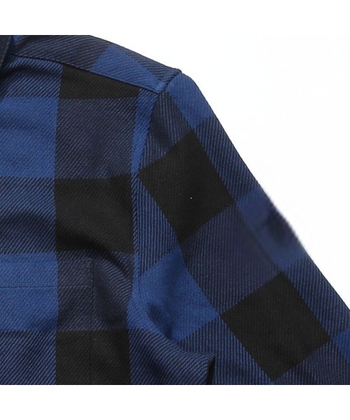 TMT（ティーエムティー）の「バッファローチェックシャツ（シャツ/ブラウス・メンズ・ブルー/グレー/ホワイト/レッド・MEDIUM/LARGE/X-LARGE）」の17枚目の写真