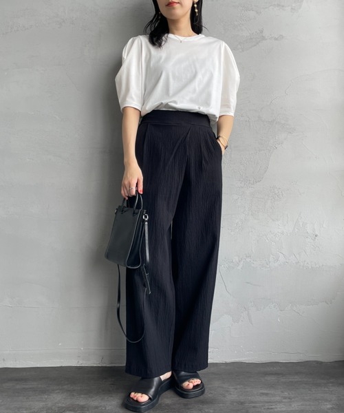 mizuiroind（ミズイロインド）の「[mizuiro ind/ミズイロインド] ドレープスリーブ 5分丈Tシャツ（Tシャツ/カットソー・レディース・ダークグレー/オフホワイト/ブラック・F）」の4枚目の写真