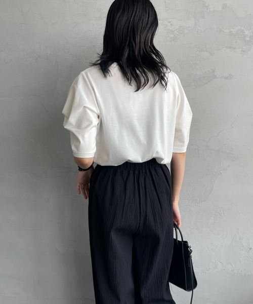 mizuiroind（ミズイロインド）の「[mizuiro ind/ミズイロインド] ドレープスリーブ 5分丈Tシャツ（Tシャツ/カットソー・レディース・ダークグレー/オフホワイト/ブラック・F）」の6枚目の写真