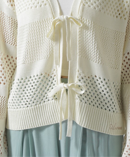 AVIREX(アヴィレックス)の「《直営店限定》MACRAME RIBBON KNIT CARDIGAN/マクラメリボンニットカーディガン(カーディガン/ボレロ・レディース・ブラック/オフホワイト/ブラウン・F)」の10枚目の写真