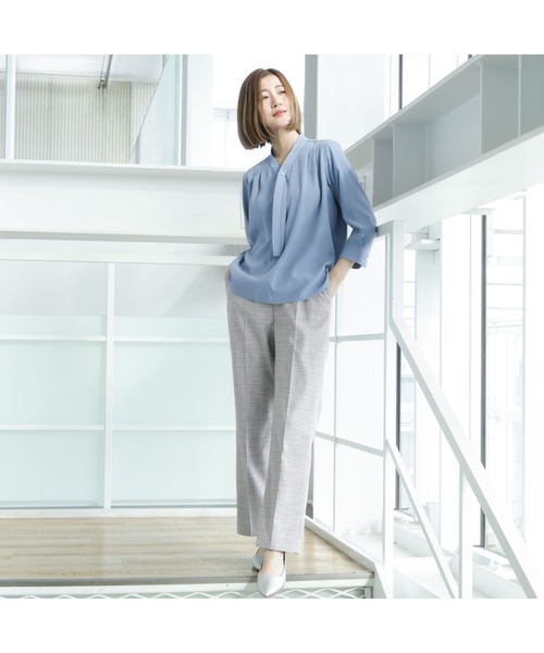 AOYAMA（アオヤマ）の「【単品力も抜群！パンツ】ツイード調ストレートパンツ｜通勤＆オフィス＆入卒＆セレモニー＆オケージョン｜洗える・ストレッチ・セットアップ着用可｜（その他パンツ・レディース・グレー・S/M/L）」の2枚目の写真