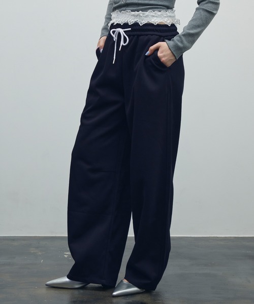 uyu.（ウユ）の「レースダブルウエストスウェットパンツ（スウェットパンツ・レディース・ネイビー/ブラック/グレー・FREE）」の9枚目の写真